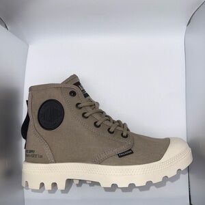 Palladium Men's Tan High-Top Boots Size 4